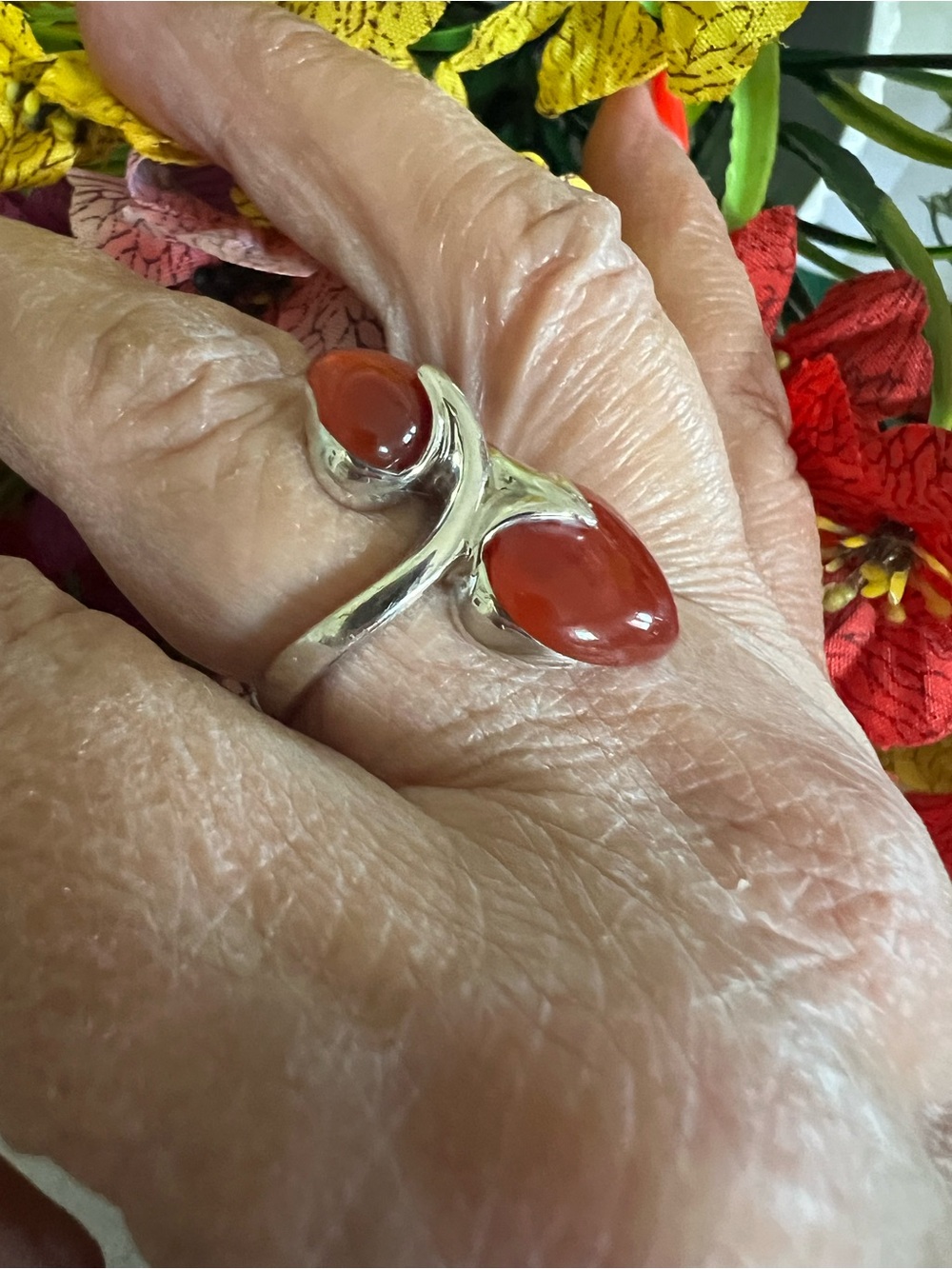 Carnelian Double Heart Sterling Silver Ring - Picture 3 of 8